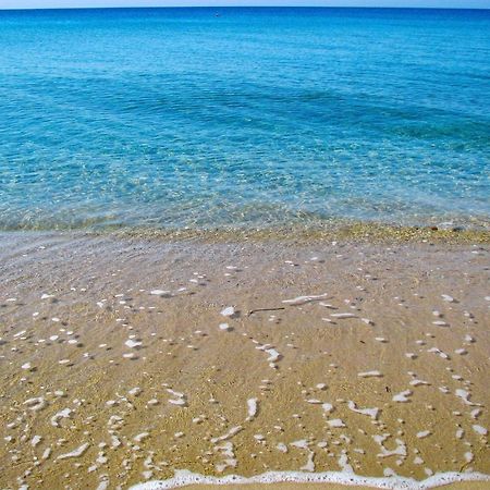 Nea Kallikrateia Casa Lia-Beach Front Villa מראה חיצוני תמונה