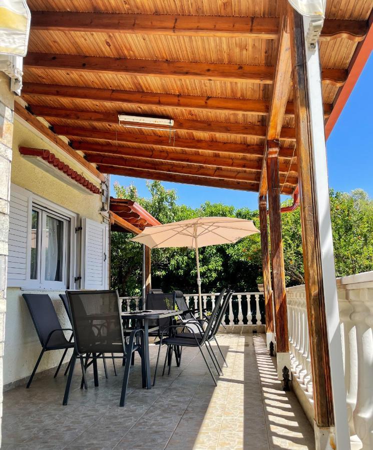 Nea Kallikrateia Casa Lia-Beach Front Villa מראה חיצוני תמונה
