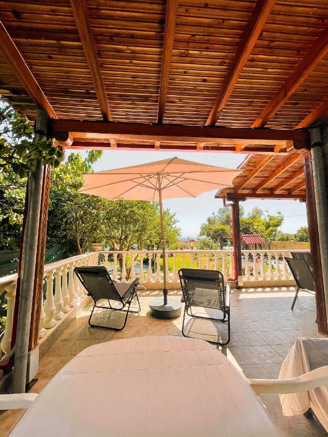 Nea Kallikrateia Casa Lia-Beach Front Villa מראה חיצוני תמונה